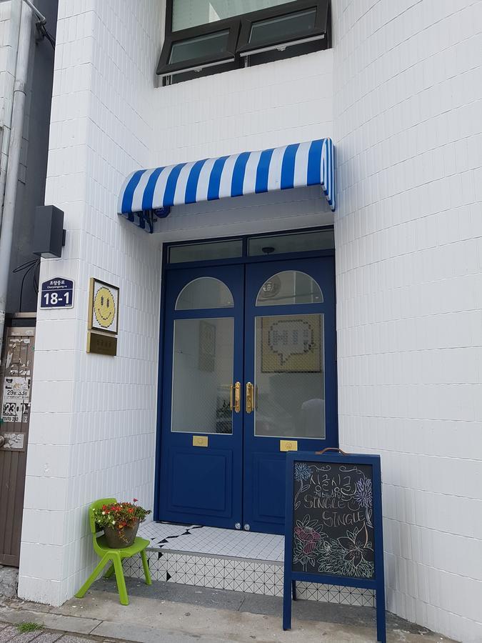 Hostel Single Single Busan Extérieur photo
